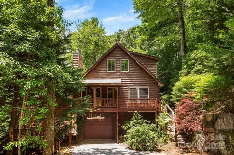 70 Wetherbee Ln, Rosman, NC 28772