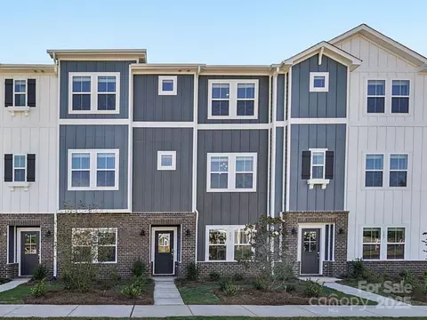 151 Kona Ln, Fort Mill, SC 29708