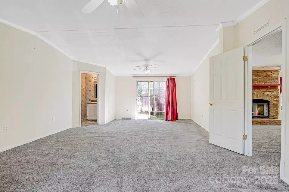 Living - 425 Knotty Pine Cir, Salisbury, NC 28146 photo 7 of 7