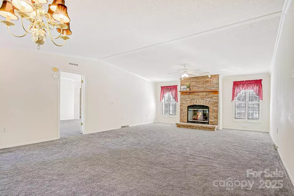 Living - 425 Knotty Pine Cir, Salisbury, NC 28146 photo 4 of 7