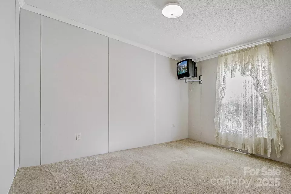 Bedroom - 425 Knotty Pine Cir, Salisbury, NC 28146 photo 2 of 3