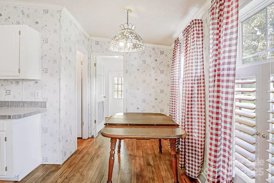 Dining - 425 Knotty Pine Cir, Salisbury, NC 28146 photo 2 of 3