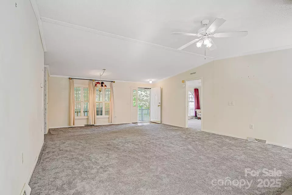 Living - 425 Knotty Pine Cir, Salisbury, NC 28146 photo 5 of 7