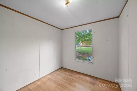 Bedroom - 18 Progress Ln, Candler, NC 28715 photo 8 of 10