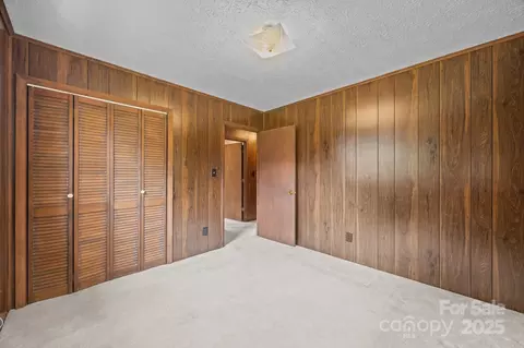 Bedroom - 18 Progress Ln, Candler, NC 28715 photo 4 of 10