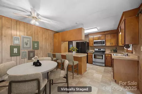 Other - 18 Progress Ln, Candler, NC 28715 photo 2 of 16