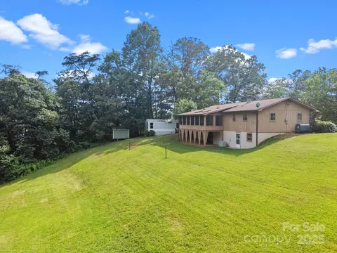 Other - 18 Progress Ln, Candler, NC 28715 photo 11 of 16