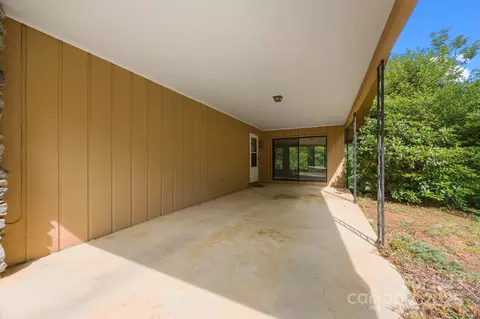 Exterior - 18 Progress Ln, Candler, NC 28715 photo 3 of 10