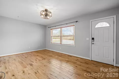 Living - 309 Sheldon St, Hudson, NC 28638 photo 2 of 6