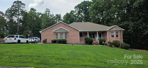 110 Pineburr Sw Ave SW, Valdese, NC 28690