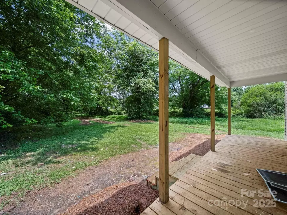 Exterior - 926 4th St, Statesville, NC 28677 photo 6 of 7