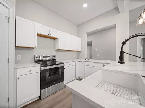Kitchen - 926 4th St, Statesville, NC 28677 photo 1 of 2