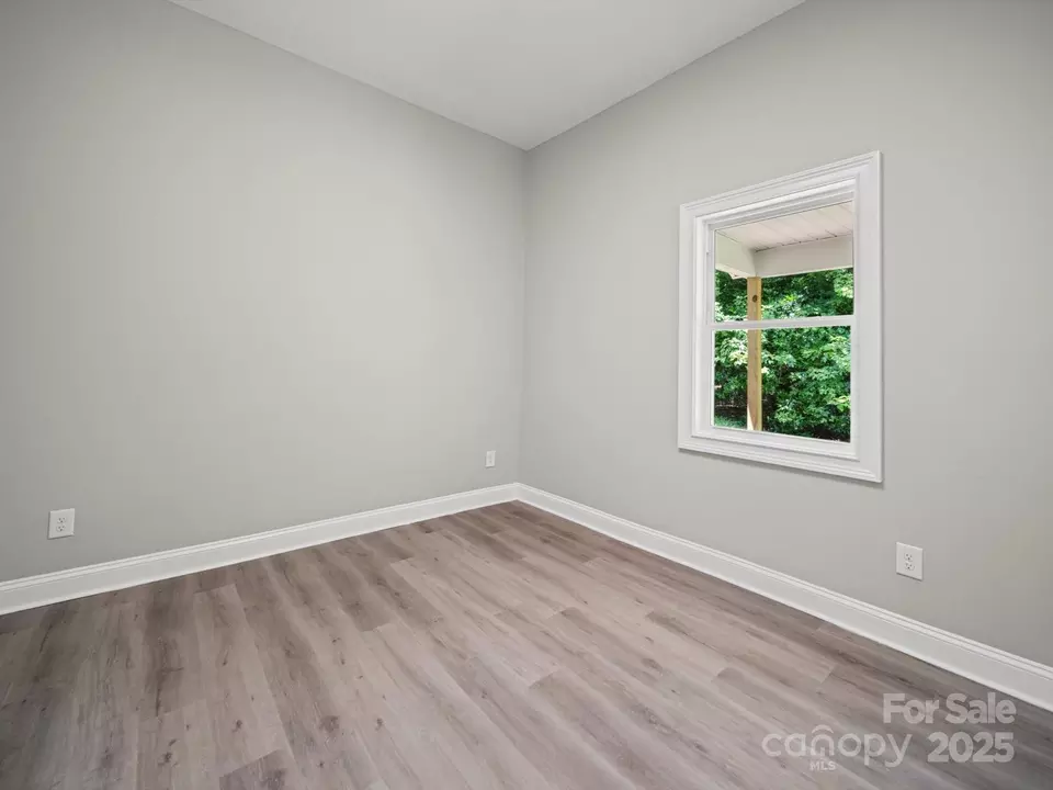 Bedroom - 926 4th St, Statesville, NC 28677 photo 3 of 6