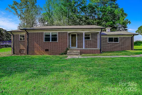 4820 Mooresville Rd, Kannapolis, NC 28081
