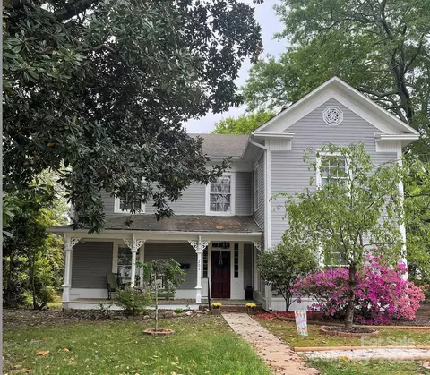 203 Kings Mountain St, Clover, SC 29710