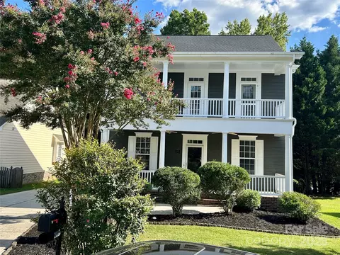 7017 Holly Grove Ct, Matthews, NC 28104