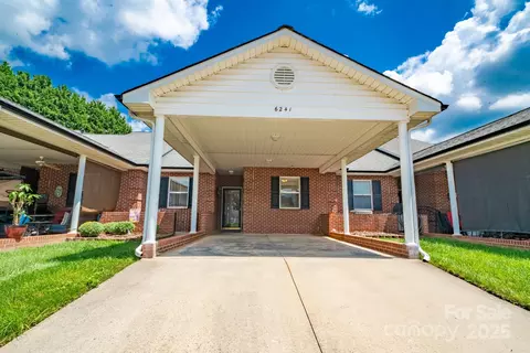 6241 Orchid Ct, Denver, NC 28037