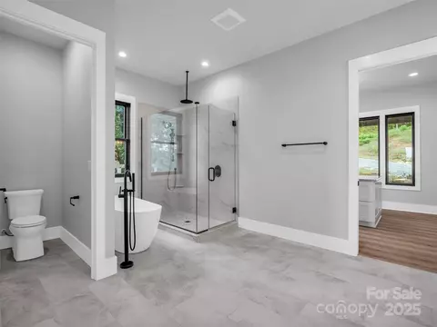Bath - 93 Chesterfield Dr, Mill Spring, NC 28756 photo 3 of 6