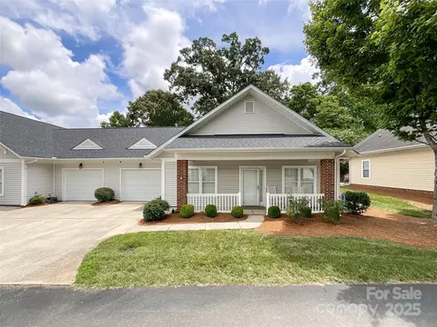2327 Granville B Pl #B, Monroe, NC 28110