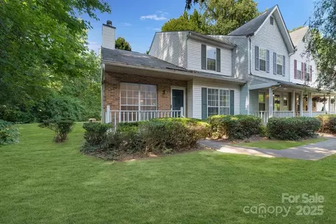 6309 Windsor Gate Ln, Charlotte, NC 28215
