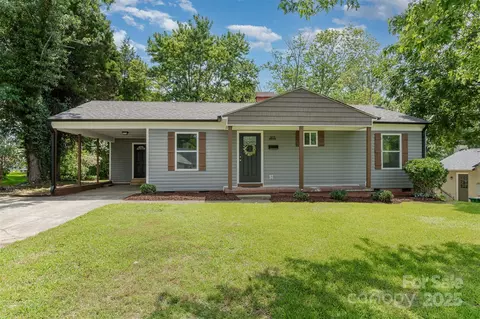 3015 Lasalle St, Charlotte, NC 28216