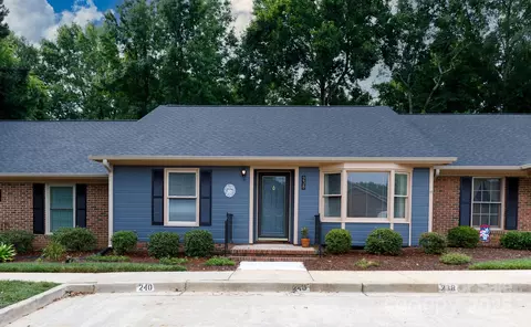 238 Pointe Cir, Rock Hill, SC 29732