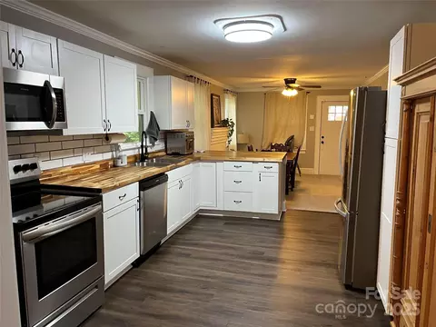 Kitchen - 715 Pine St, Kannapolis, NC 28081 photo 1 of 1