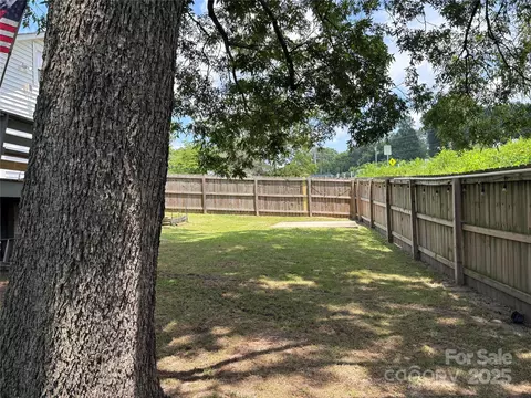 Exterior - 715 Pine St, Kannapolis, NC 28081 photo 2 of 5
