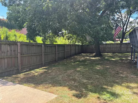 Exterior - 715 Pine St, Kannapolis, NC 28081 photo 3 of 5