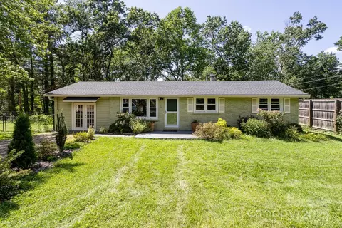 50 Taft St, Black Mountain, NC 28711