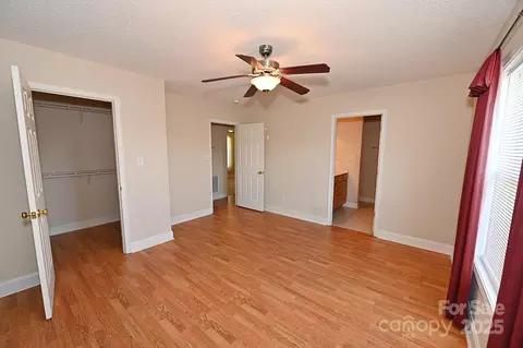 202 Pine Meadows St, Hickory, NC 28601 photo 17