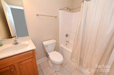 202 Pine Meadows St, Hickory, NC 28601 photo 29