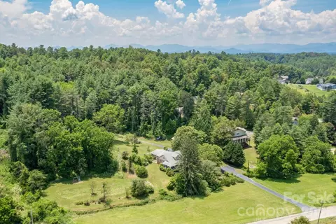 160 Mclean Rd, Weaverville, NC 28787