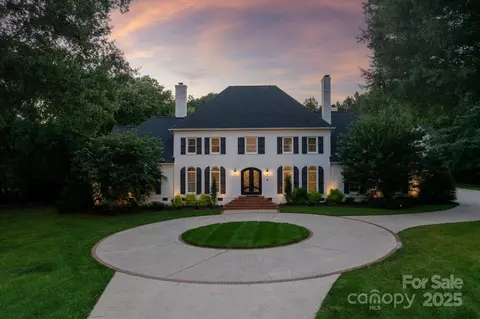 533 Valley Run Dr, Waxhaw, NC 28173