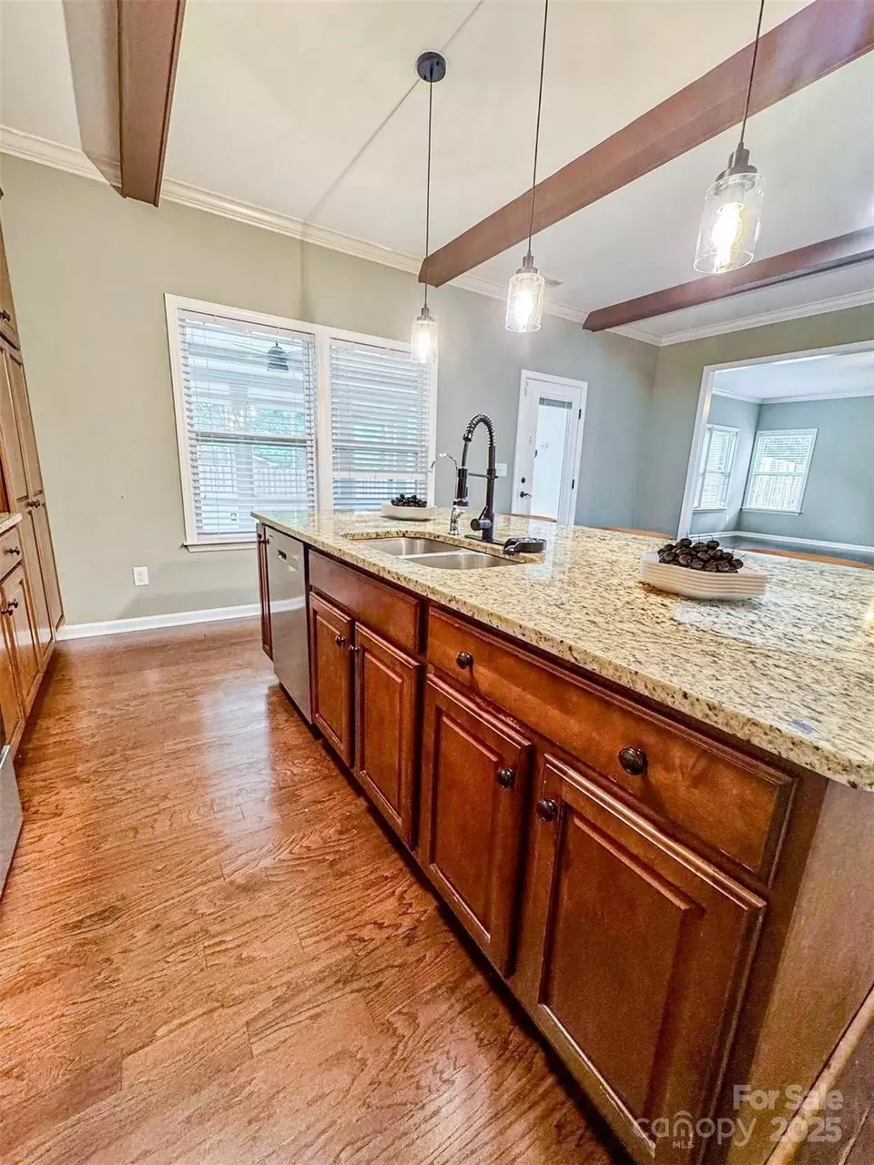 Kitchen - 12517 Pine Terrace Ct, Charlotte, NC 28273 photo 2 of 3