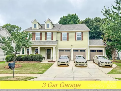 12517 Pine Terrace Ct, Charlotte, NC 28273
