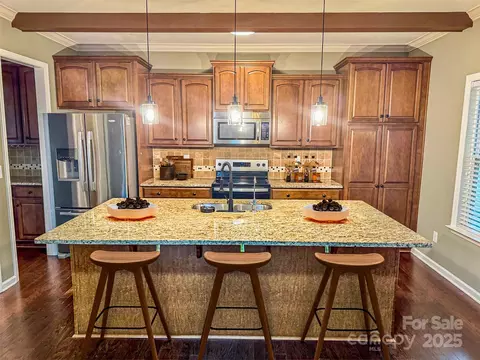 Kitchen - 12517 Pine Terrace Ct, Charlotte, NC 28273 photo 1 of 3