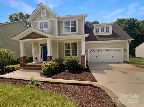 139 Hedgewood Dr, Mooresville, NC 28115