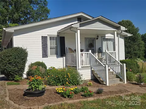 310 E Walker Street Ext, East Flat Rock, NC 28726