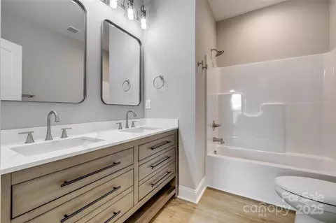 Bath - 521 Tram Rd, Lancaster, SC 29720 photo 1 of 1