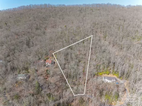 27 Alpen Rose Way, Mills River, NC 28759