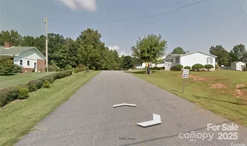 111 Harmony Dr, Nebo, NC 28761