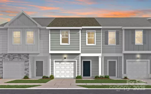 4560 Green Drake Dr, Charlotte, NC 28269