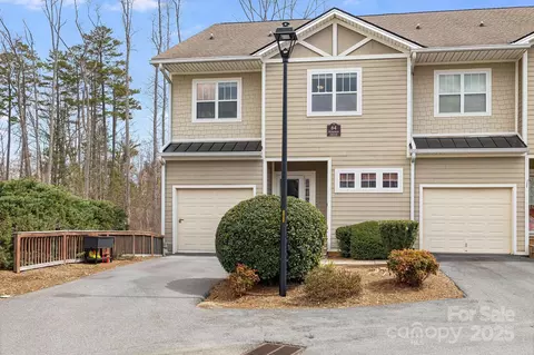 64 Foxden 201 Dr #201, Fletcher, NC 28732