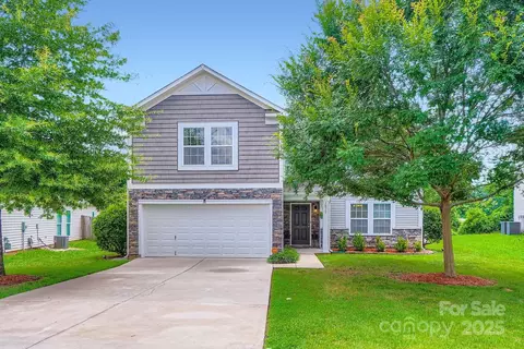 10920 Dapple Grey Ln, Charlotte, NC 28213