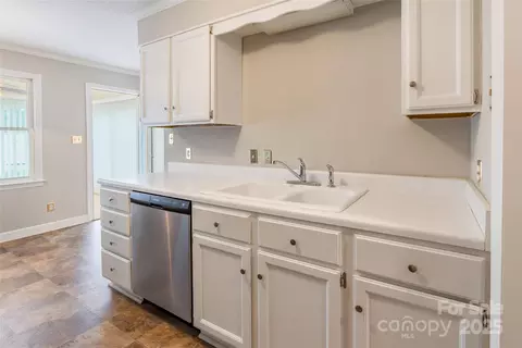 1806 Ebenezer E Rd #E, Rock Hill, SC 29732 photo 7