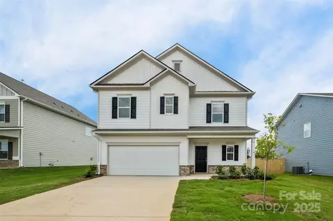 2194 Catawba Trace Dr, Catawba, NC 28609