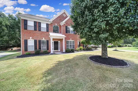 10220 Chilvary Dr, Charlotte, NC 28277