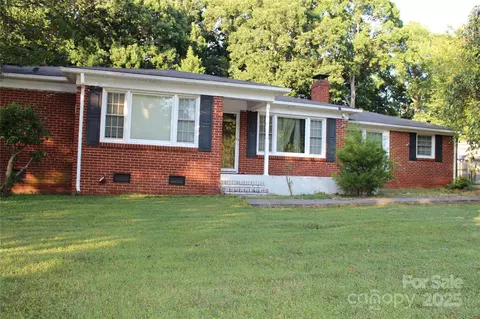 2710 Tallu Rd, Charlotte, NC 28269