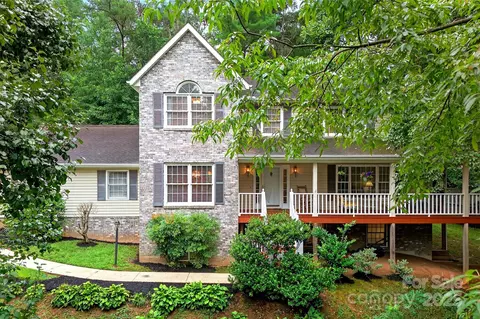 19 Moriah Ln, Asheville, NC 28803